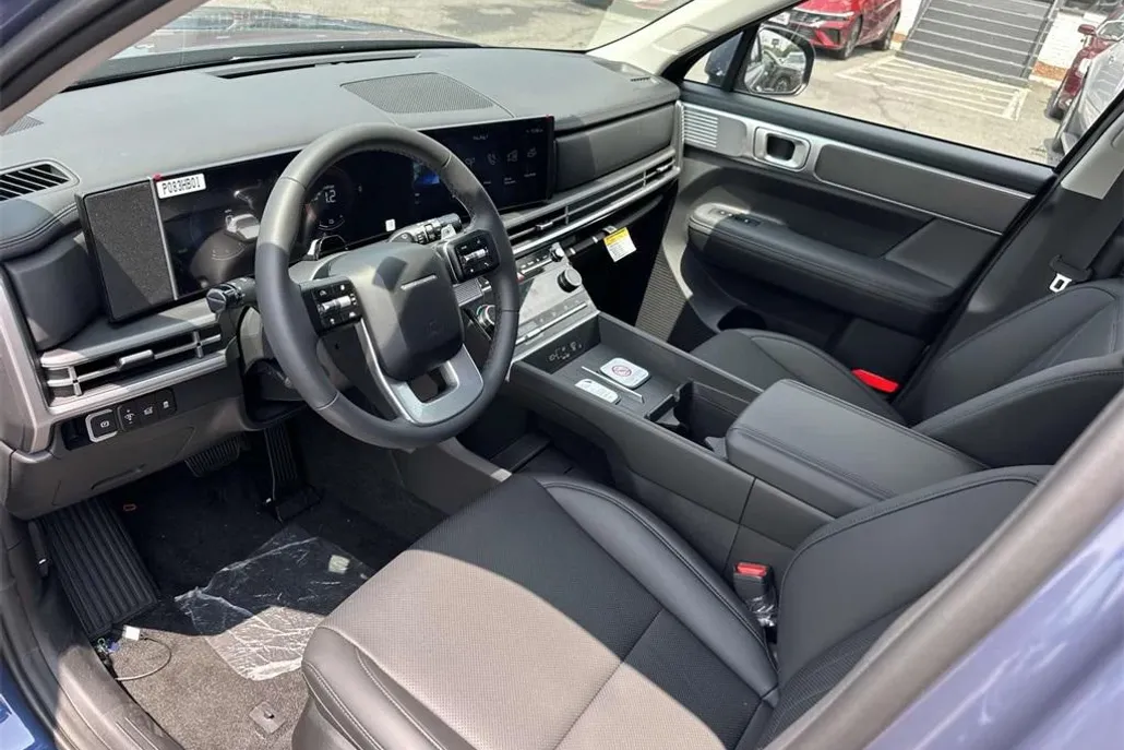 2026 Hyundai Santa Fe SEL photo 1