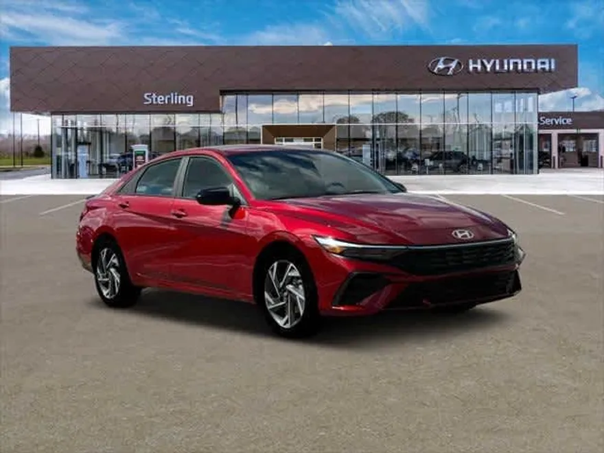 2025 Hyundai Elantra SEL Sport photo 1