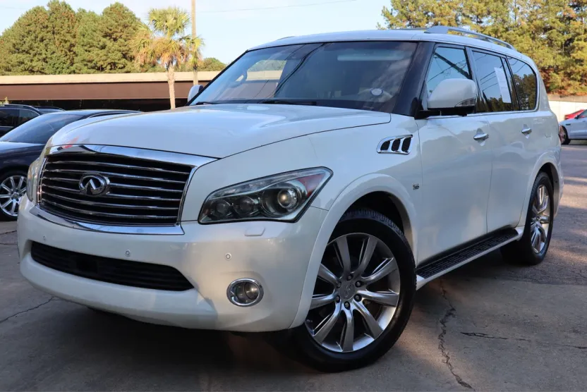 2014 Infiniti QX80 photo 1