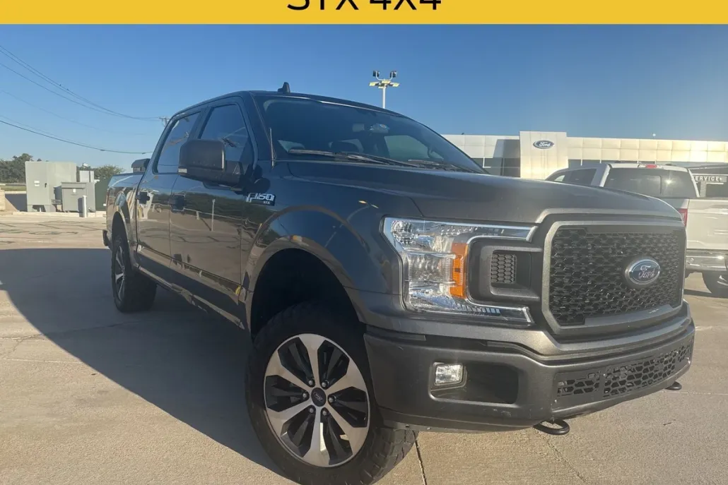 2020 Ford F-150 XL photo 1