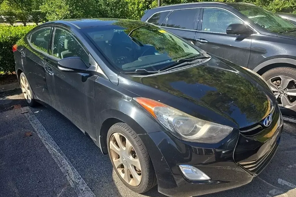 2013 Hyundai Elantra Limited photo 1