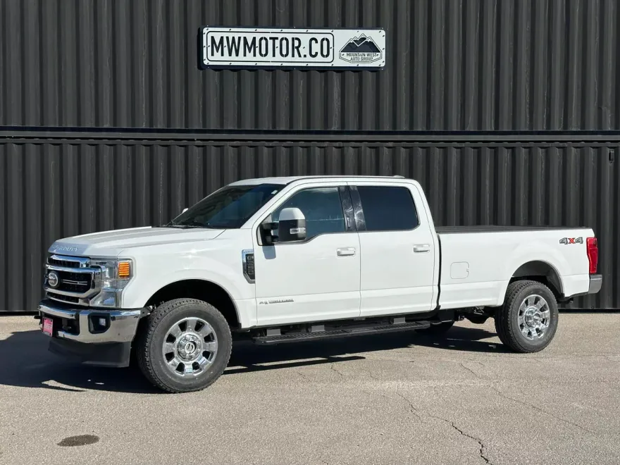 2022 Ford F-350 Lariat photo 1