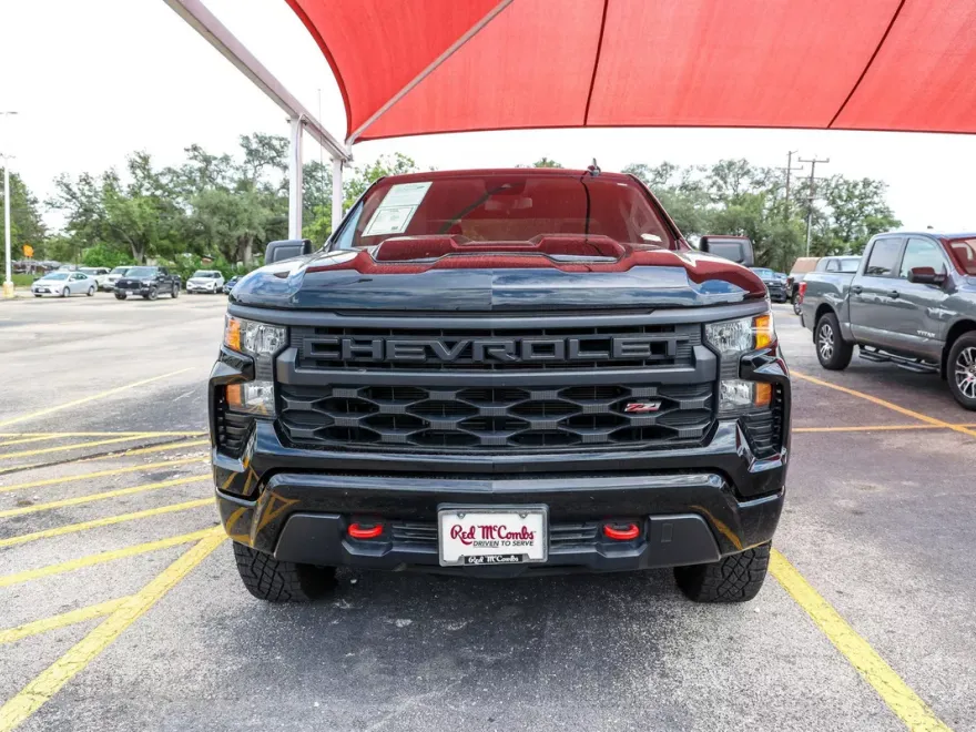 2024 Chevrolet Silverado 1500 Custom Trail Boss photo 1
