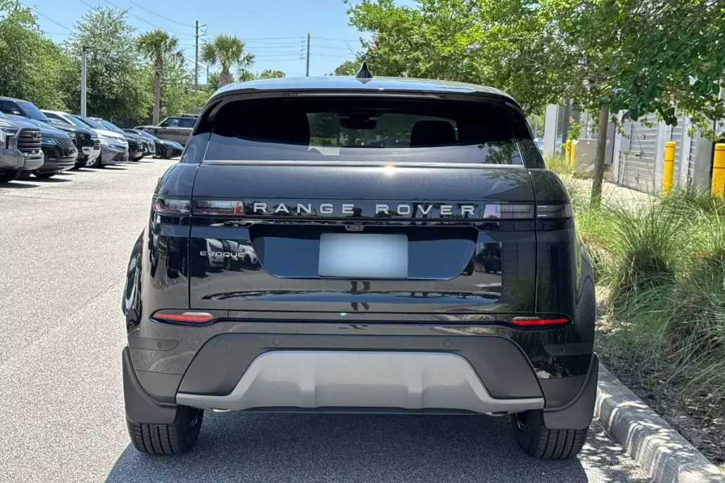 2026 Land Rover Range Rover Evoque S photo 1