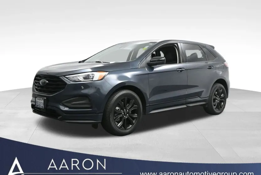 2022 Ford Edge SE photo 1