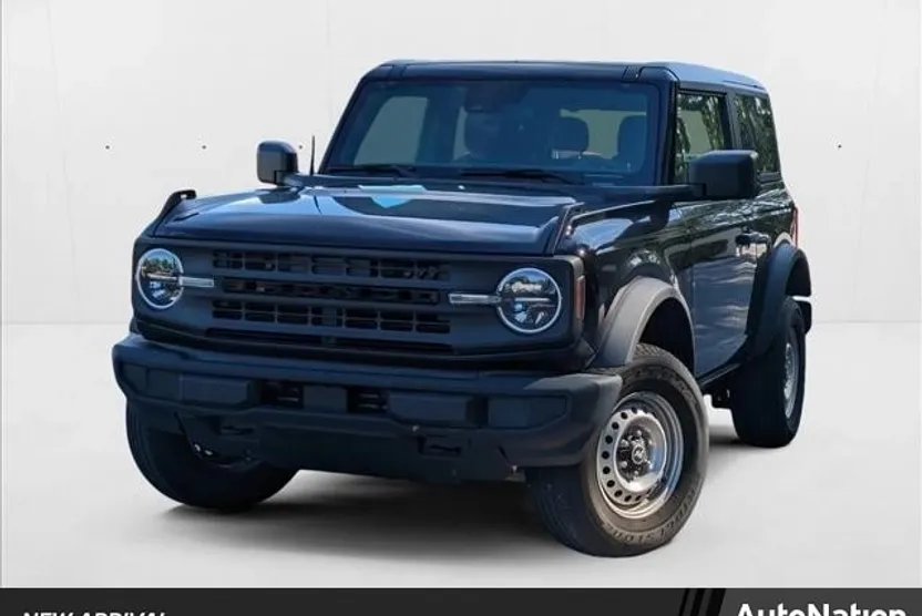 2022 Ford Bronco Base photo 1