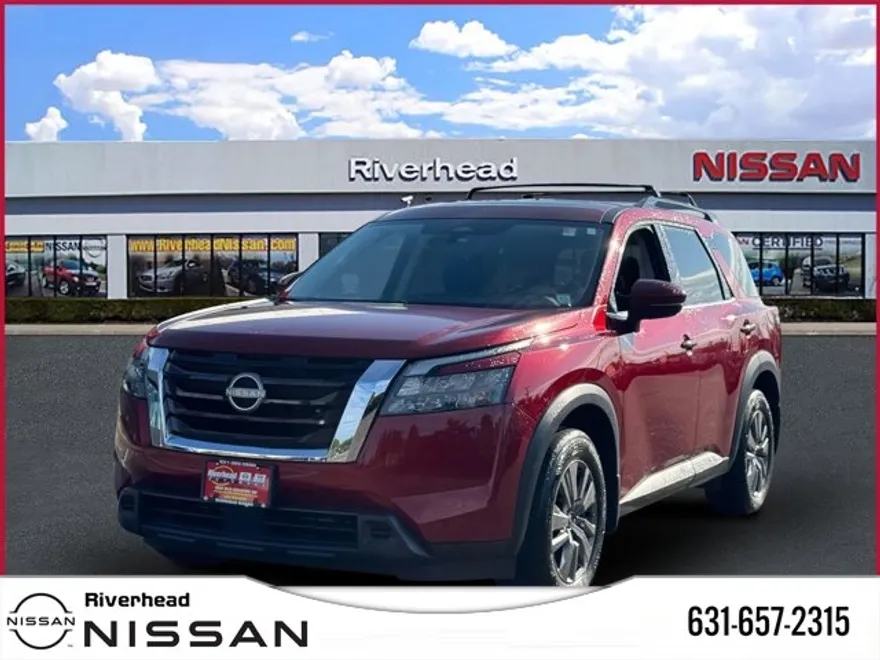 2023 Nissan Pathfinder SV photo 1