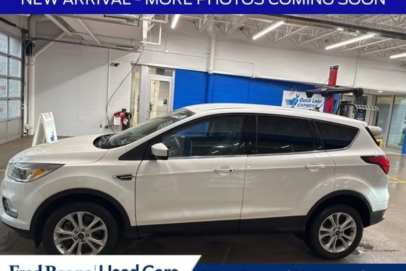 2019 Ford Escape SE photo 1