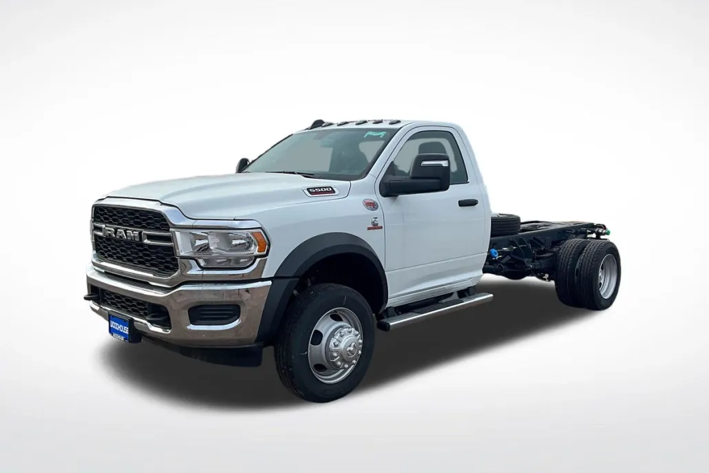 2024 Ram 5500 Tradesman photo 1