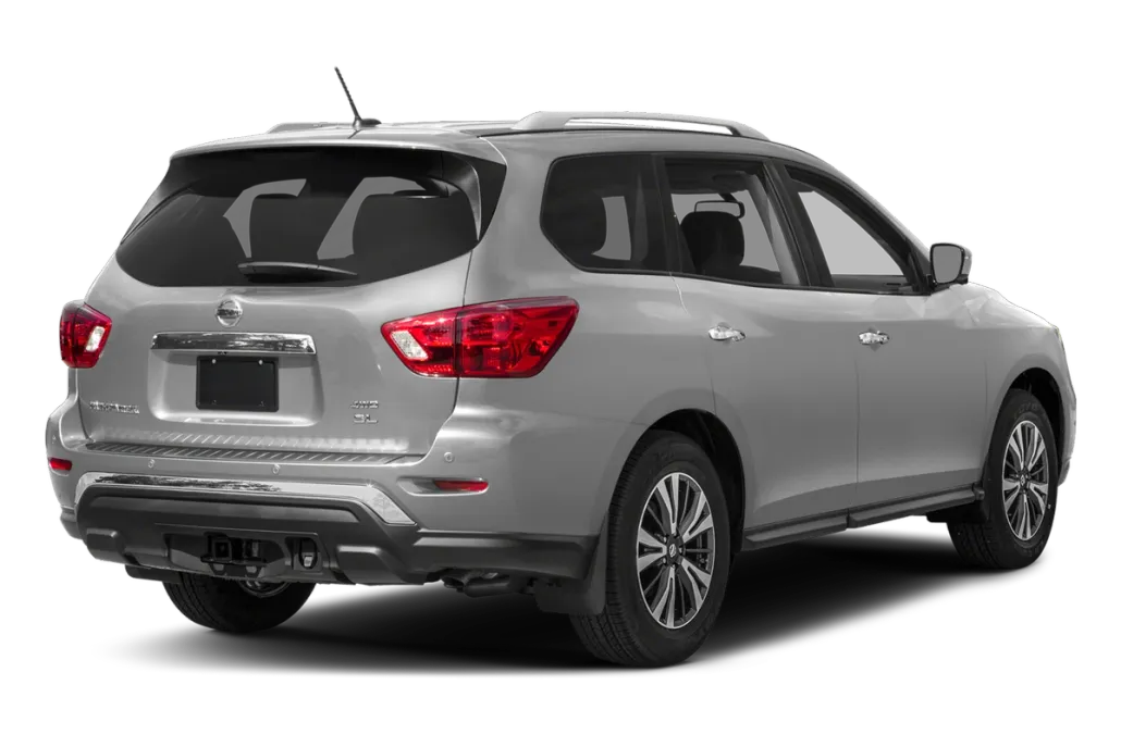 2018 Nissan Pathfinder SL photo 1