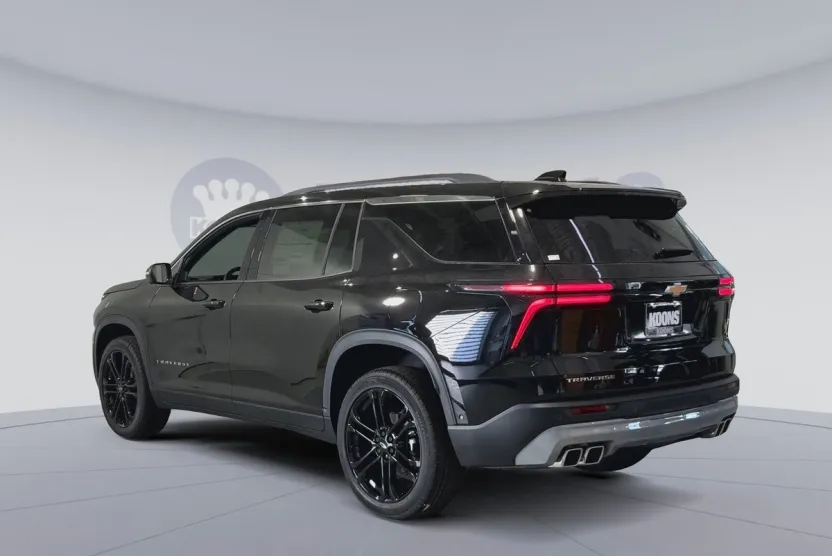 2026 Chevrolet Traverse photo 1