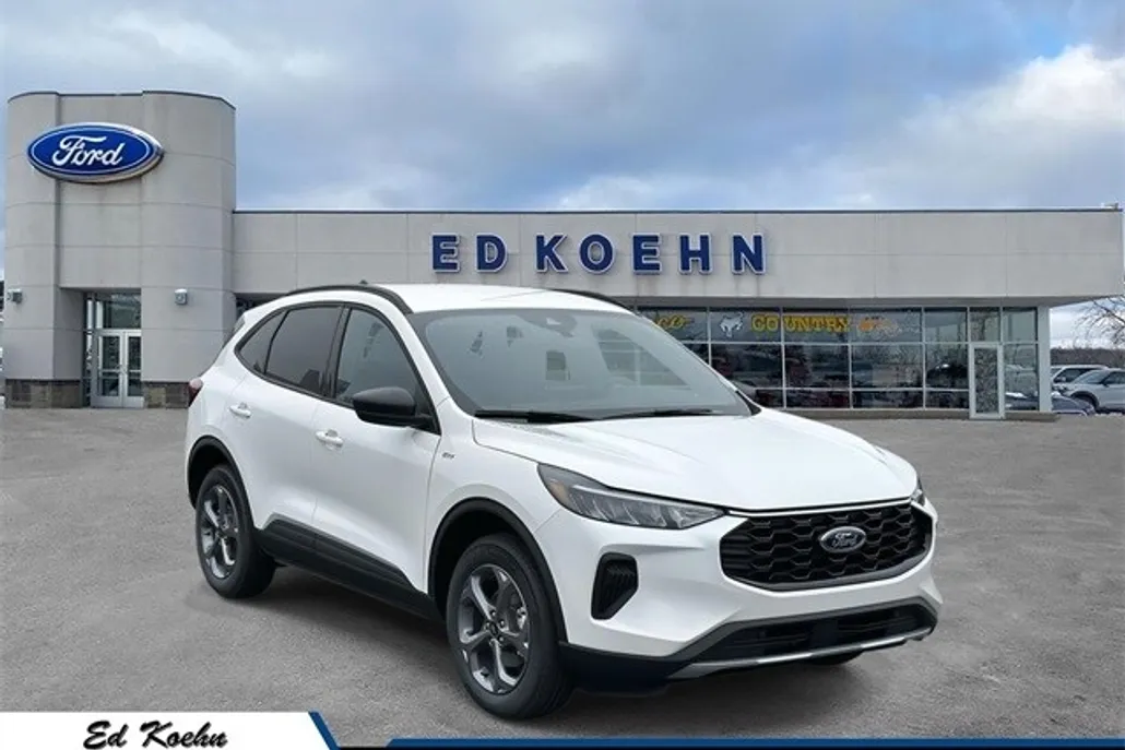 2025 Ford Escape ST-Line photo 1