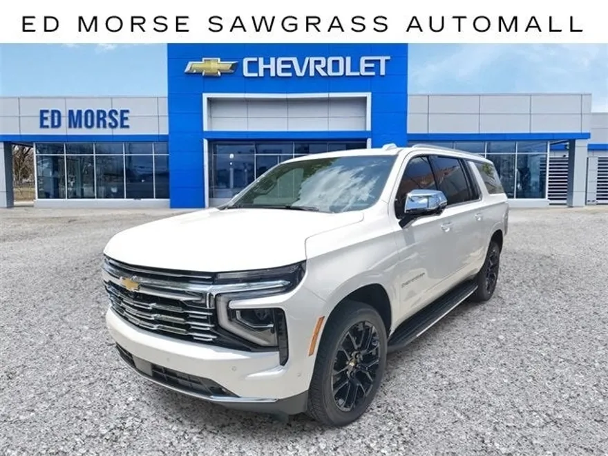 2025 Chevrolet Suburban Premier photo 1