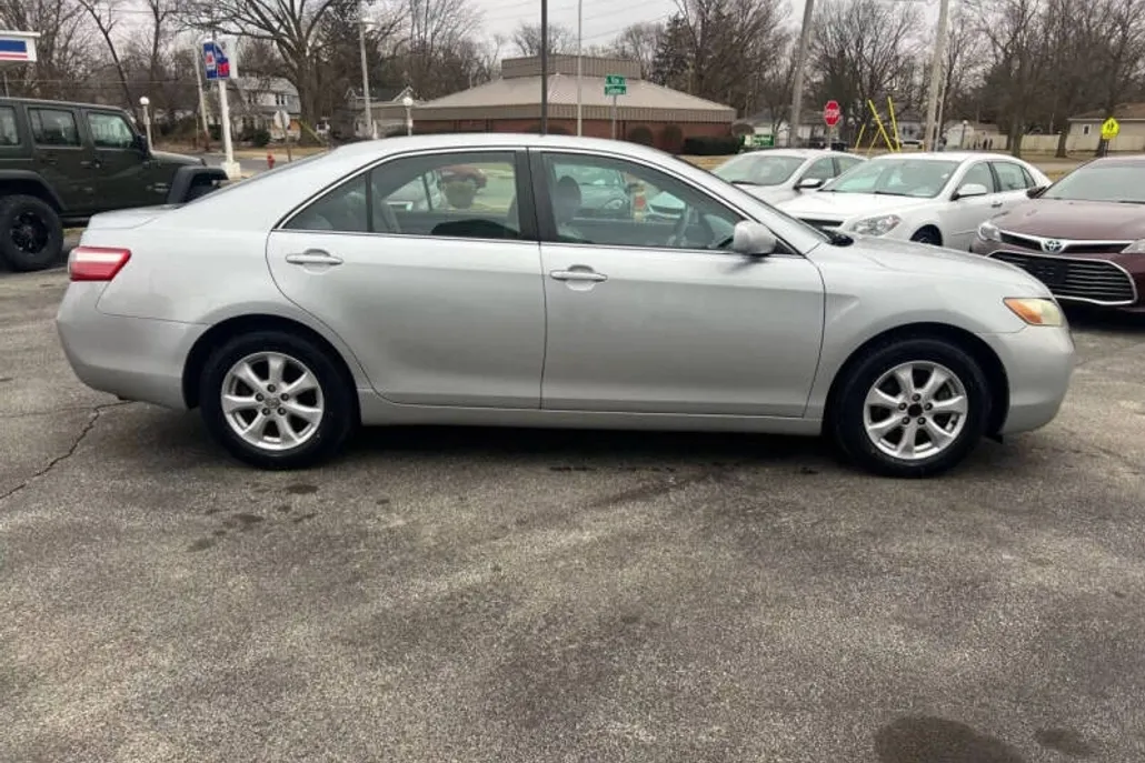 2007 Toyota Camry XLE photo 1