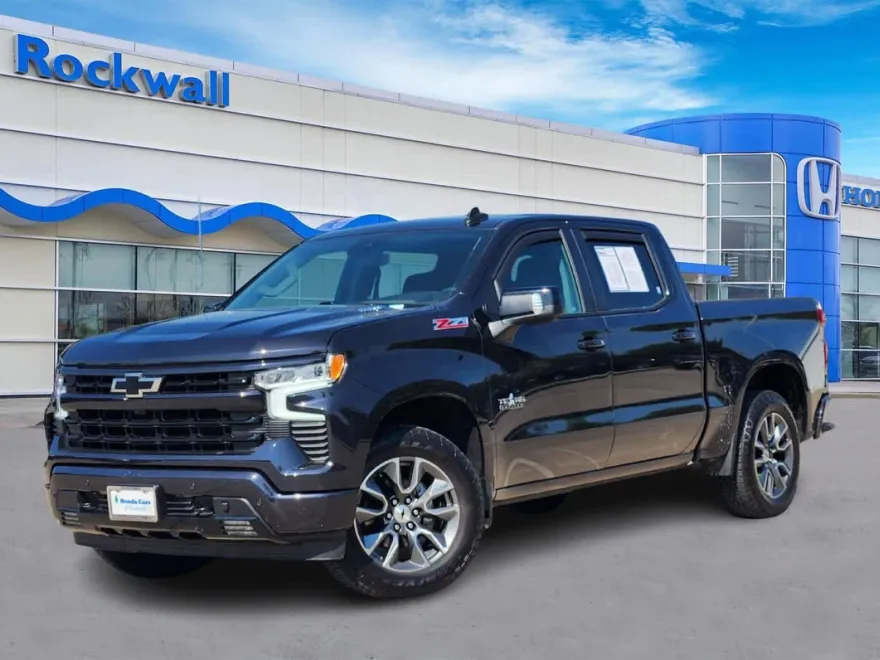 2024 Chevrolet Silverado 1500 RST photo 1