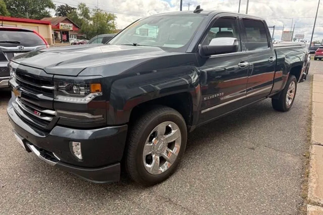 2018 Chevrolet Silverado 1500 LTZ photo 1