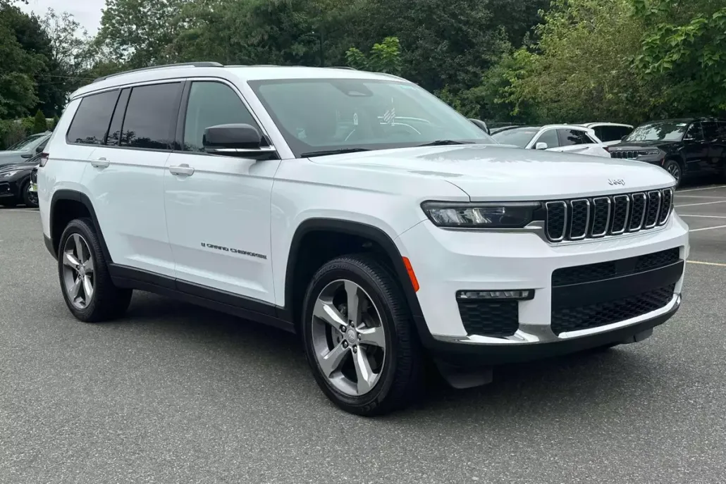 2022 Jeep Grand Cherokee Limited photo 1