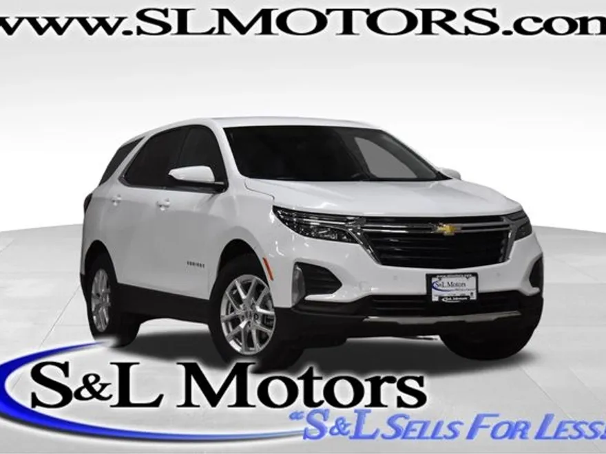 2024 Chevrolet Equinox LT photo 1