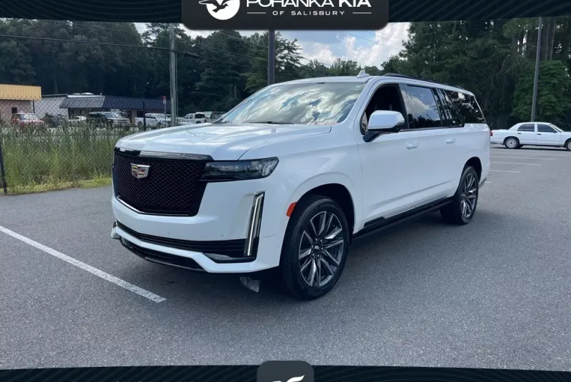 2023 Cadillac Escalade ESV Sport Platinum photo 1
