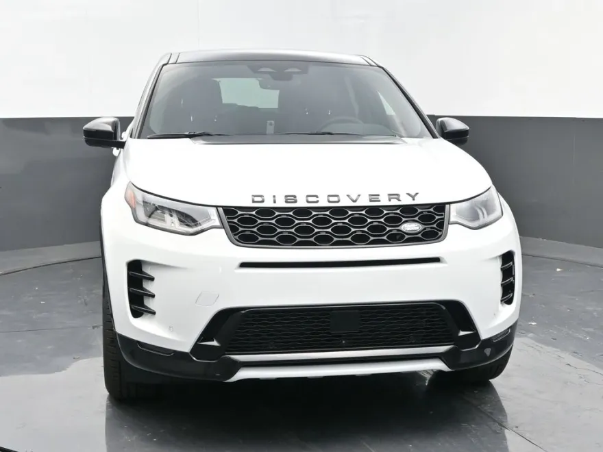 2025 Land Rover Discovery Sport Dynamic SE photo 1