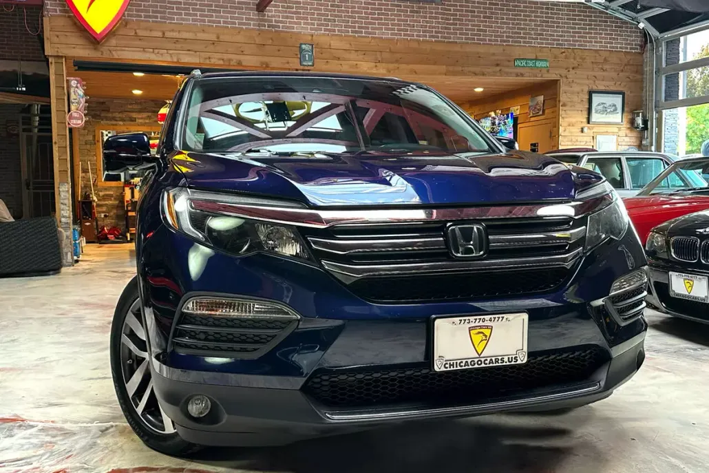 2016 Honda Pilot Touring photo 1