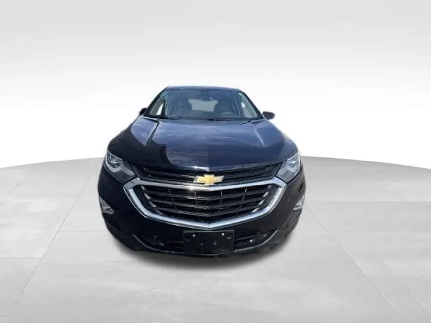 2020 Chevrolet Equinox LT photo 1