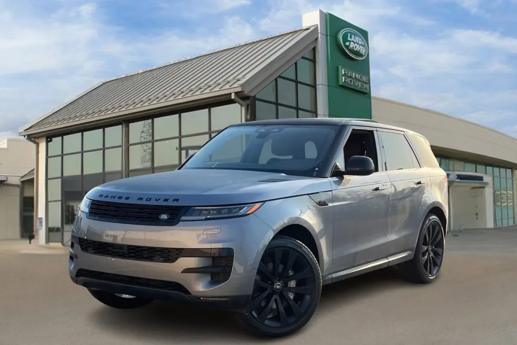 2025 Land Rover Range Rover Sport P360 SE photo 1
