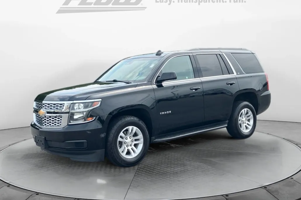 2020 Chevrolet Tahoe LT photo 1