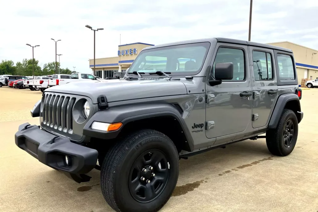 2022 Jeep Wrangler Unlimited Sport photo 1
