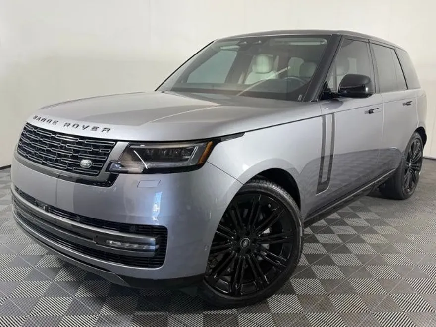 2024 Land Rover Range Rover SE photo 1
