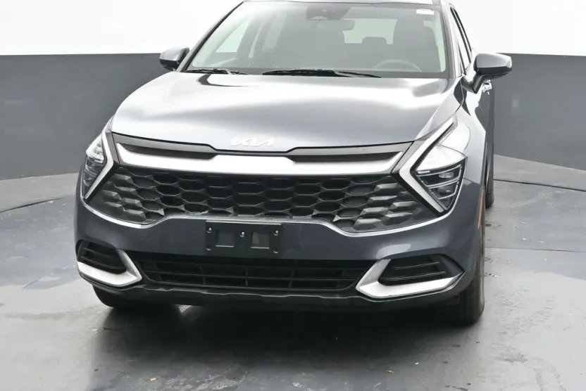 2024 Kia Sportage LX photo 1