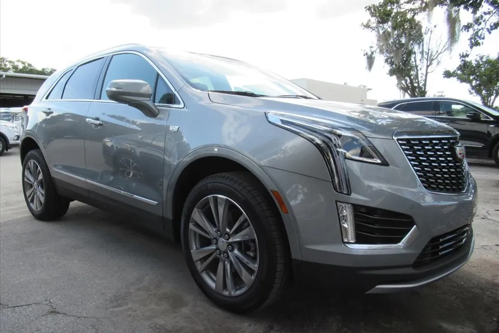 2025 Cadillac XT5 Premium Luxury photo 1