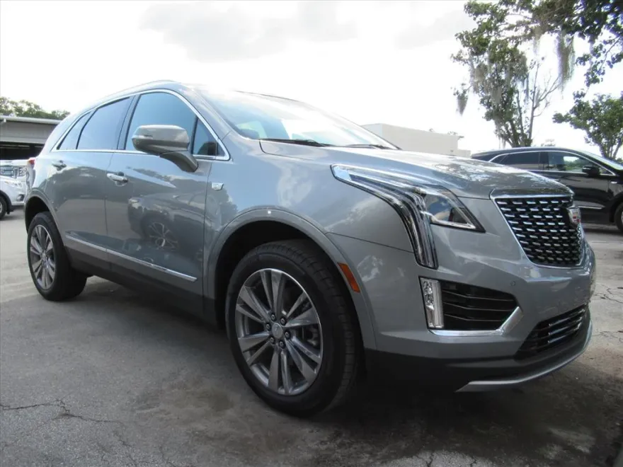 2025 Cadillac XT5 Premium Luxury photo 1
