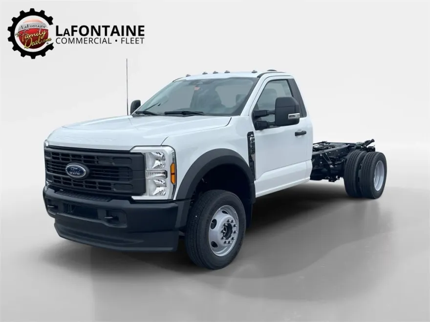 2024 Ford F-550 photo 1