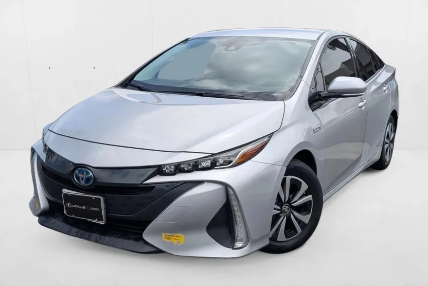 2019 Toyota Prius Prime Premium photo 1