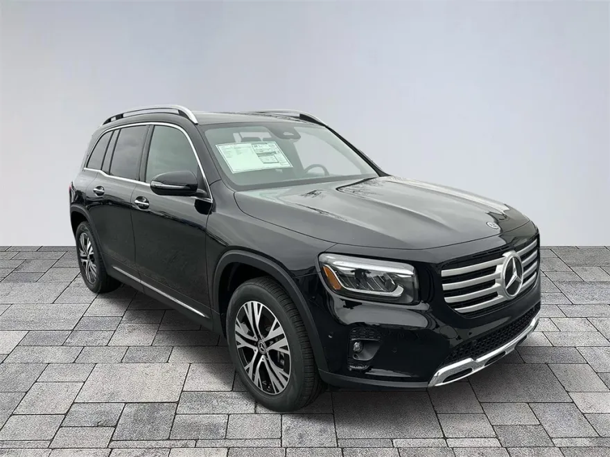 2025 Mercedes Benz GLB 250 photo 1