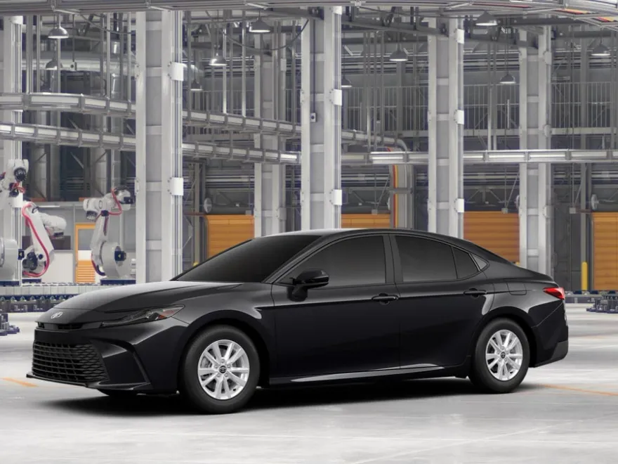 2026 Toyota Camry LE photo 1