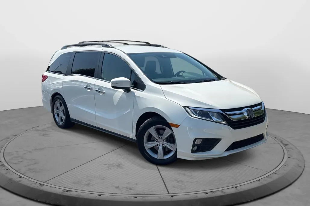 2019 Honda Odyssey EX photo 1