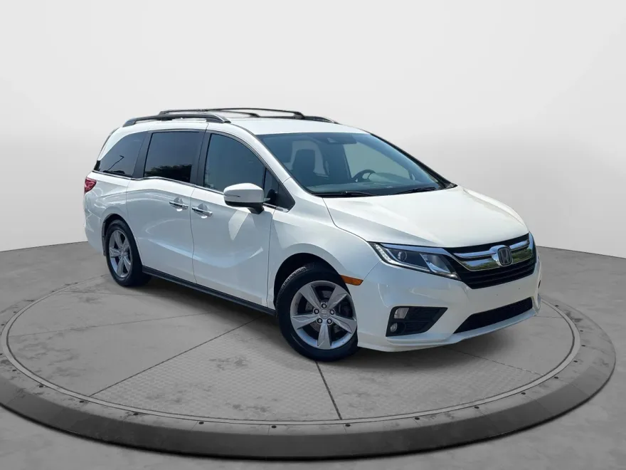 2019 Honda Odyssey EX photo 1