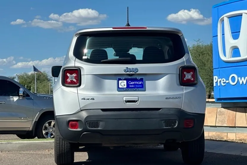 2020 Jeep Renegade Sport photo 1