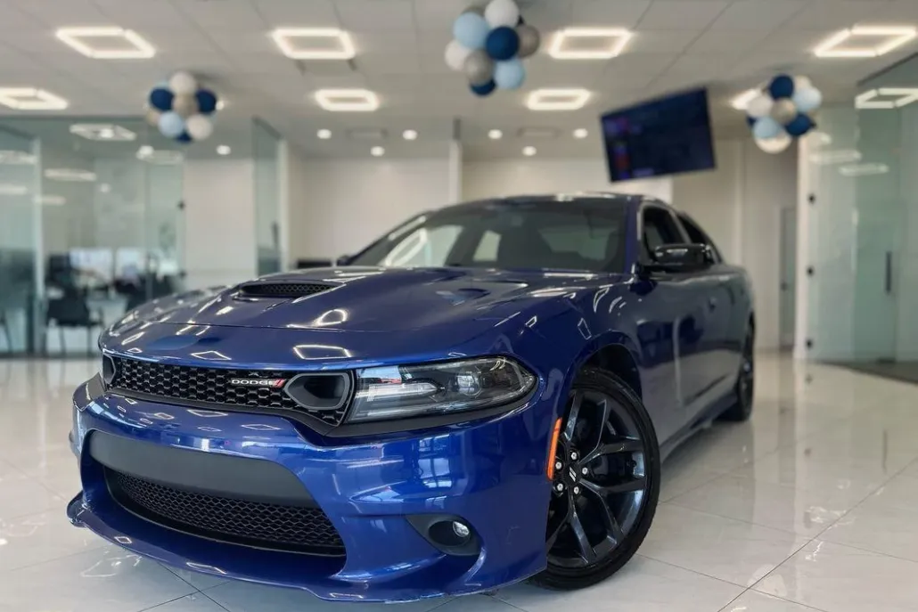 2019 Dodge Charger R/T photo 1