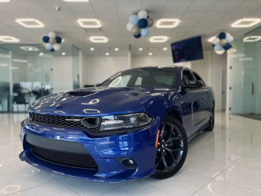 2019 Dodge Charger R/T photo 1