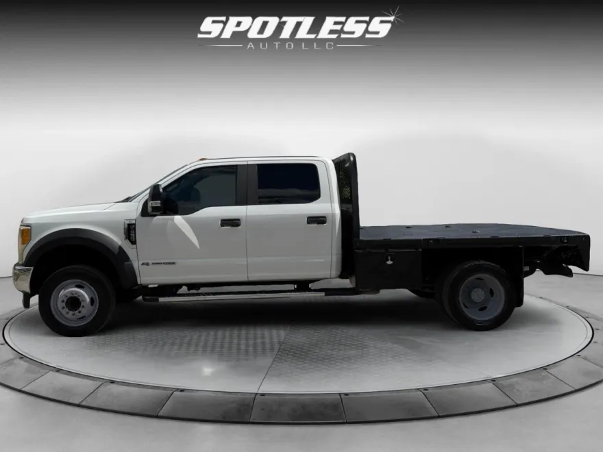 2017 Ford F-450 XL photo 1