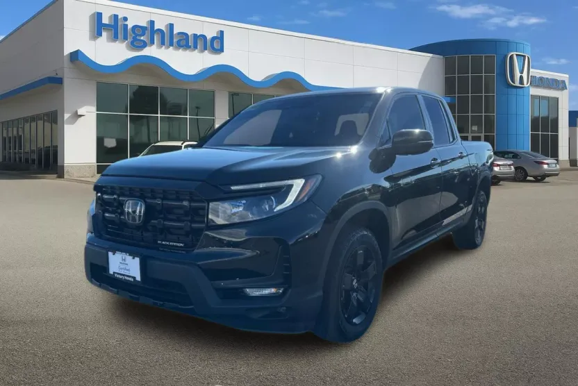 2024 Honda Ridgeline Black Edition photo 1