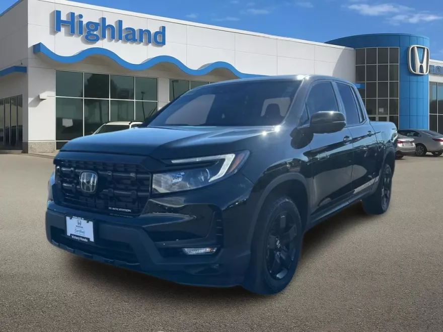 2024 Honda Ridgeline Black Edition photo 1