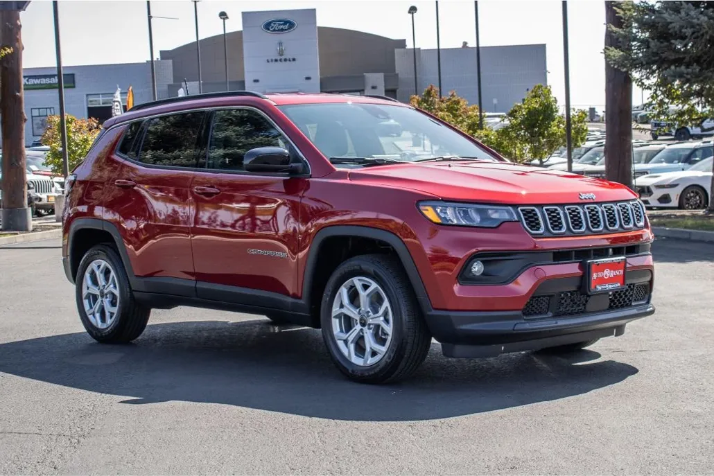 2025 Jeep Compass Latitude photo 1