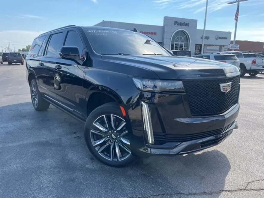 2021 Cadillac Escalade ESV Sport photo 1
