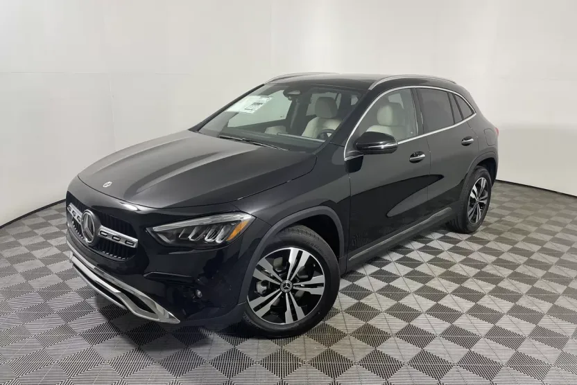 2026 Mercedes Benz GLA 250 photo 1