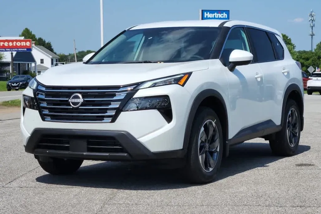 2025 Nissan Rogue SV photo 1