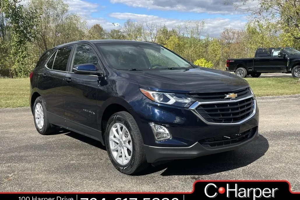 2021 Chevrolet Equinox LT photo 1
